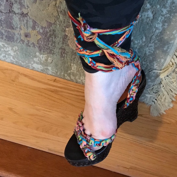 ❤️ Gorgeous Braided Leg Tie Platform Sandals - never worn - Picture 1 of 9